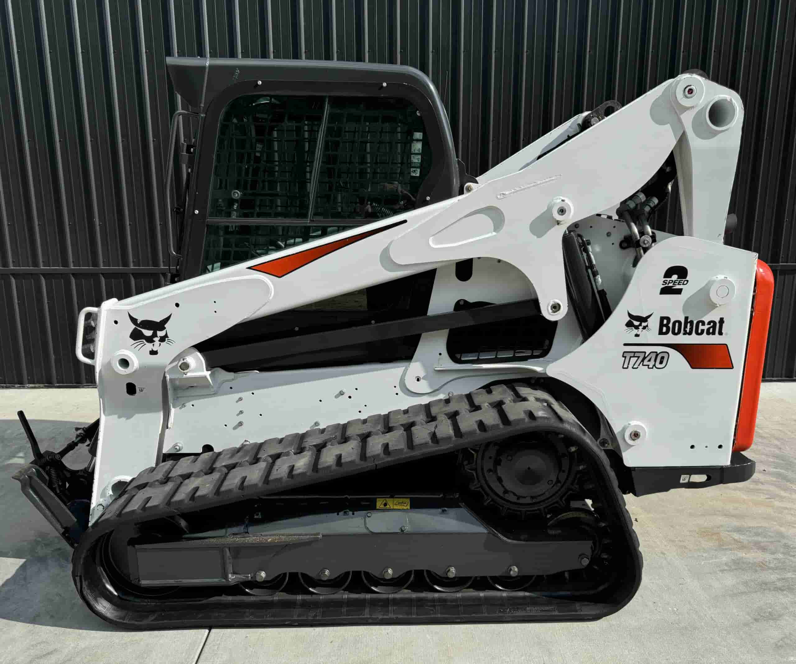 2019 BOBCAT T740 HIGH FLOW
